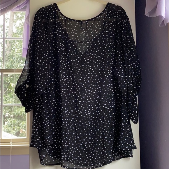 Chiffon Blouse with Hearts - Picture 7 of 9